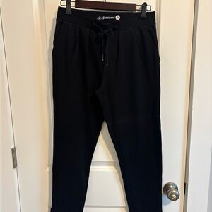 Betabrand Women’s Classic Black Ankle pants